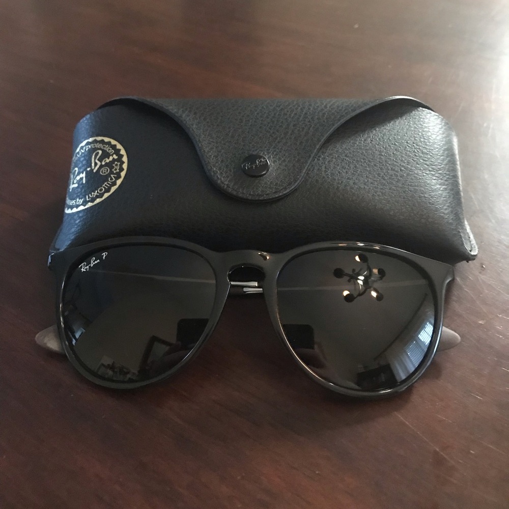 Ray-Ban Erica’s